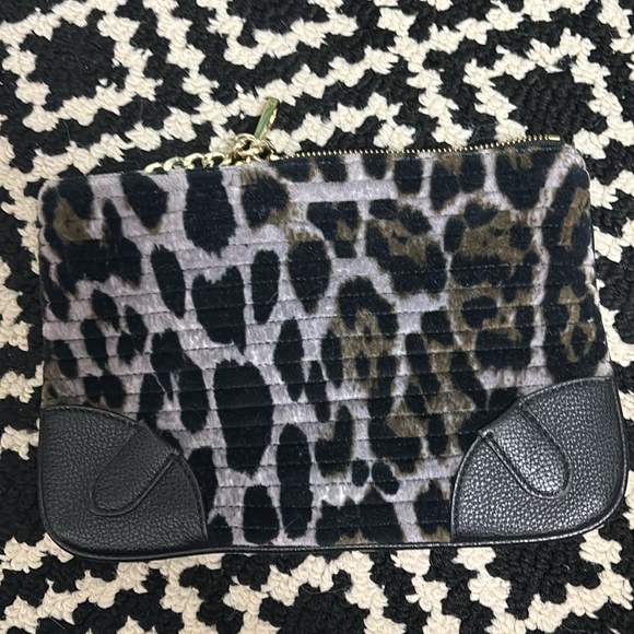 💙Vintage juicy couture leopard print crossbody💙 - Picture 2 of 5